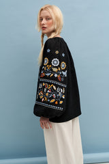 Boho Chic Embroidered Look